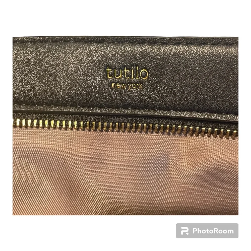 Tutilo ladies laptop tote bag | faux leather | handle & strap | padded section